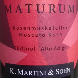 italiaanse-rode-wijn-alto-adige-moscato-rosa